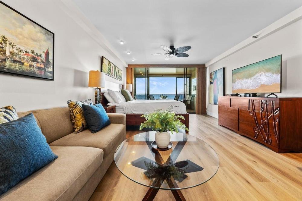 Maui Kai 903 OceanFront Studio AC Pool Ocean View
